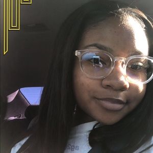 Meet your Posher, Aerica